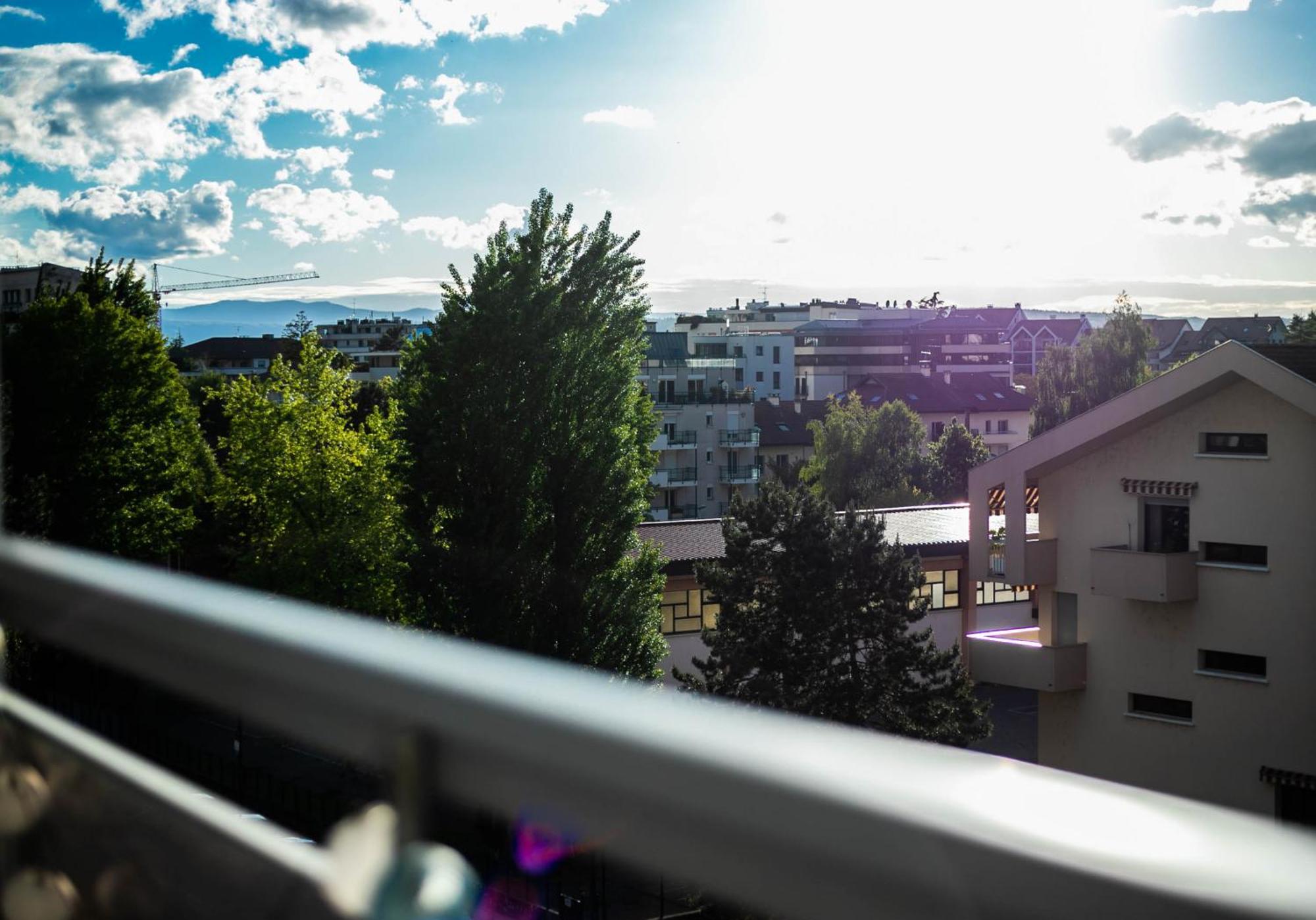 Woody 100M Du Lac Balcon Annecy Exteriér fotografie